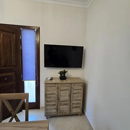 Natti 's Second * Κοντόκαλι