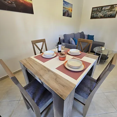 Apartman Natti 's Second *